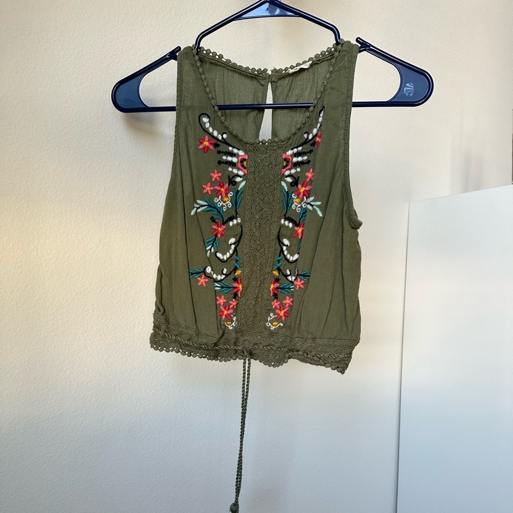 hollister top